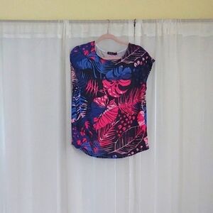 NWT ECLA Colorful Sleeveless Tropical Top Size L